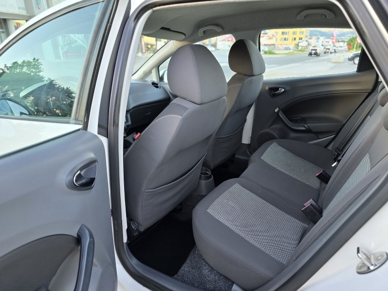 Seat Ibiza 1.4tdi 80Hp Лизинг, снимка 10 - Автомобили и джипове - 46215331