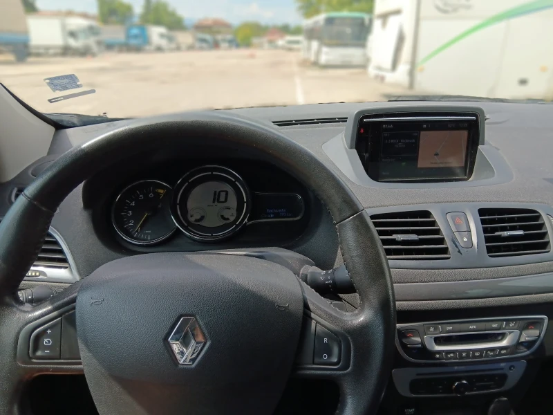 Renault Megane Tce, снимка 17 - Автомобили и джипове - 47073357