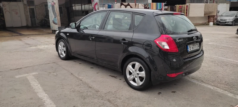 Kia Ceed 1.4 CVVT, снимка 7 - Автомобили и джипове - 48084827