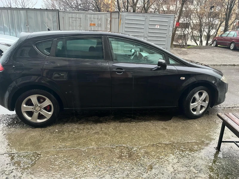 Seat Leon 1.9, снимка 2 - Автомобили и джипове - 48462494