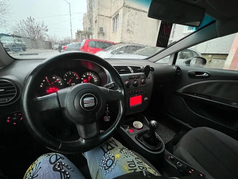 Seat Leon 1.9, снимка 5 - Автомобили и джипове - 48462494