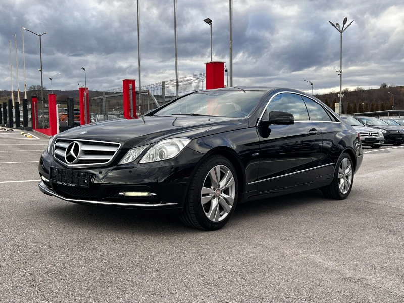 Mercedes-Benz E 220 CDi Coupe 111000km ГАРАНТИРАН ПРОБЕГ, снимка 1 - Автомобили и джипове - 48680032