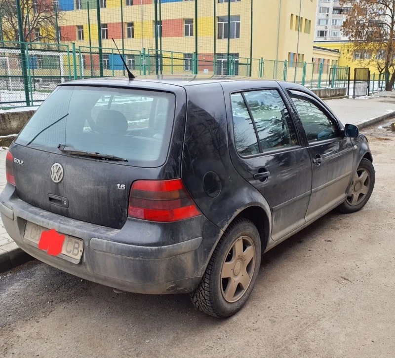 VW Golf, снимка 3 - Автомобили и джипове - 48688717