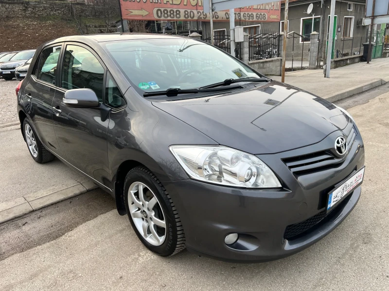 Toyota Auris 1.6i Facelift ШВЕЙЦАРИЯ, снимка 2 - Автомобили и джипове - 49319655