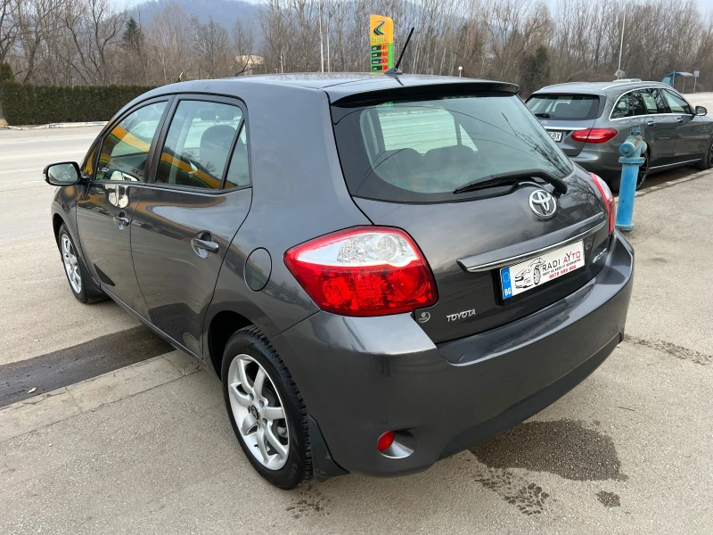 Toyota Auris 1.6i Facelift ШВЕЙЦАРИЯ, снимка 4 - Автомобили и джипове - 49319655