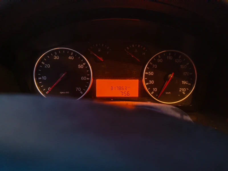 Fiat Croma, снимка 6 - Автомобили и джипове - 52512627