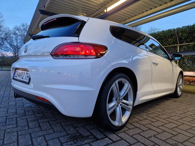 VW Scirocco R-Line* 2.0TDI* DGS, снимка 8 - Автомобили и джипове - 53463594