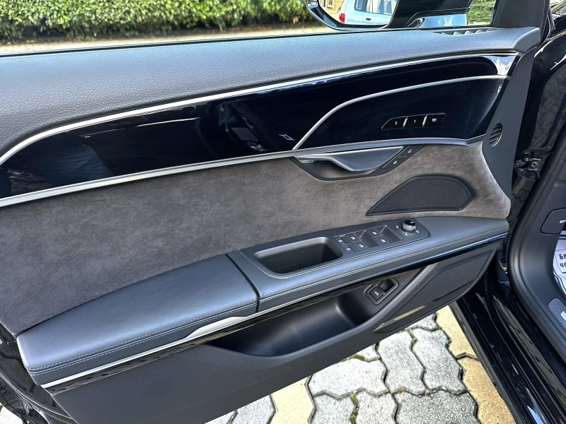 Audi A8 SPORT Black Edition - 96800 лв. - 72333365 | Car24.bg