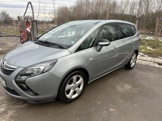 Opel Zafira Tourer, снимка 1 - Автомобили и джипове - 49057287