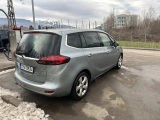 Opel Zafira Tourer, снимка 5 - Автомобили и джипове - 49057287