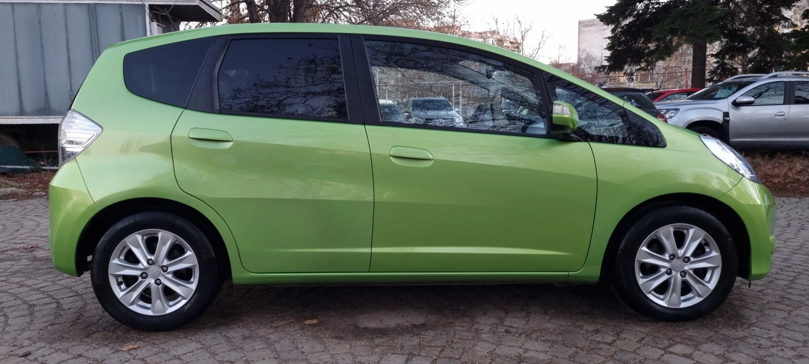 Honda Jazz 1.3 * HYBRID* * АВТОМАТИК* * ПАНОРАМА* * ШВЕЙЦАРИЯ - изображение 4