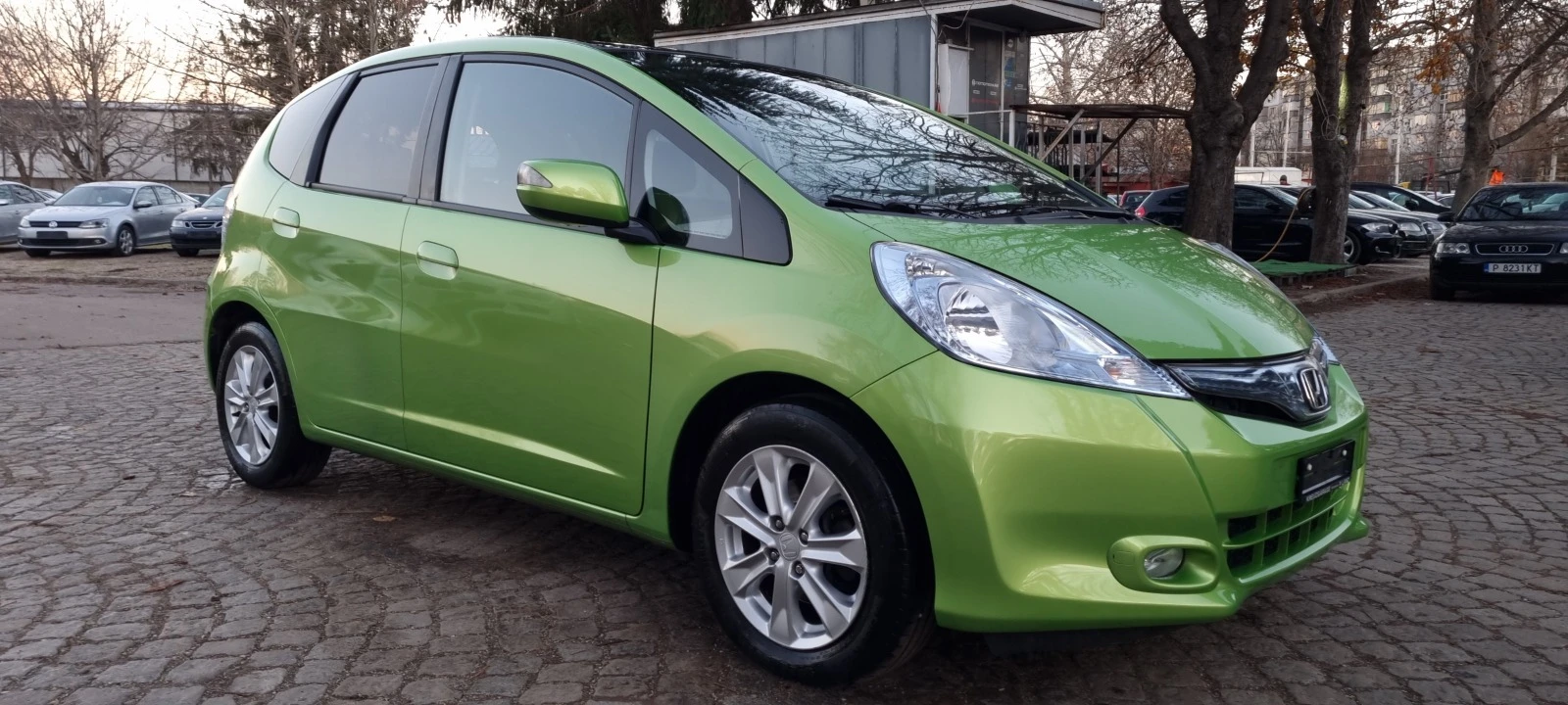 Honda Jazz 1.3 * HYBRID* * АВТОМАТИК* * ПАНОРАМА* * ШВЕЙЦАРИЯ - изображение 3