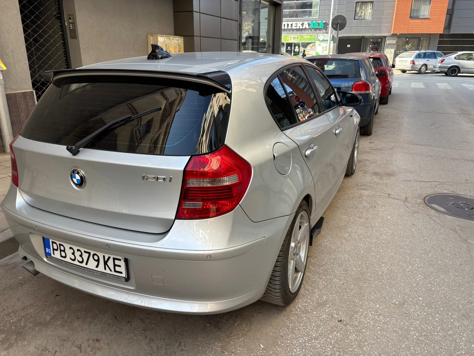 BMW 120  - изображение 9
