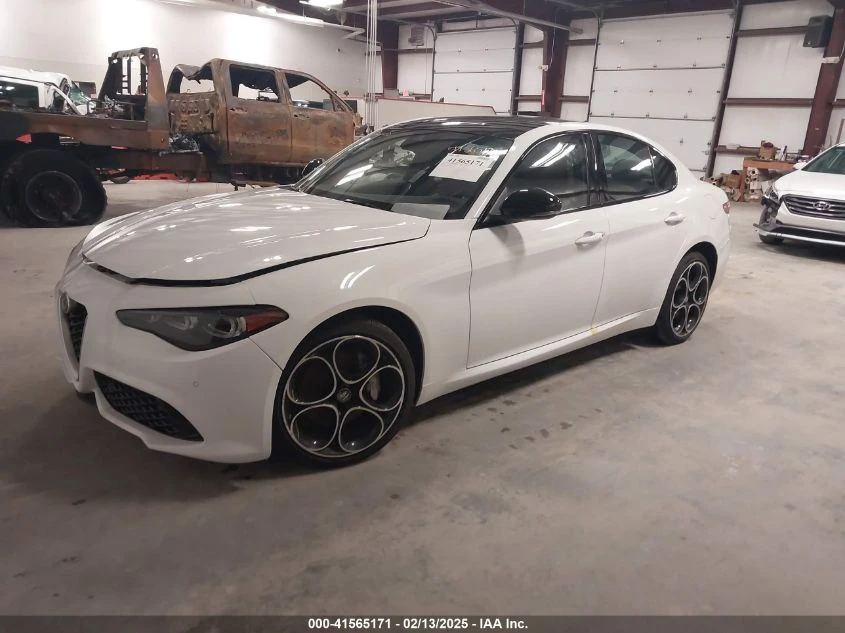 Alfa Romeo Giulia 2024 ALFA ROMEO GIULIA TI AWD - изображение 3