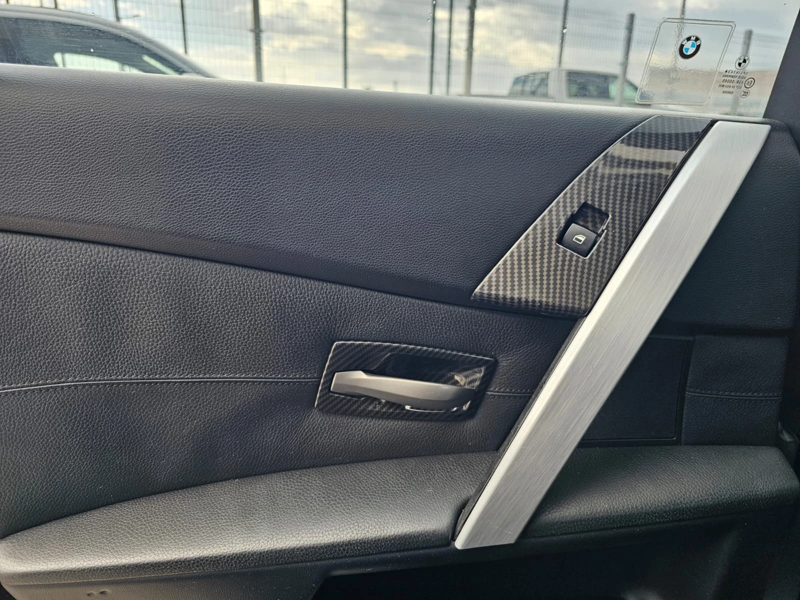 BMW 530 M-ПАКЕТ. XENON/NAVI/КОЖА/KAMERA/MEMORY | Mobile.bg — изображение 12