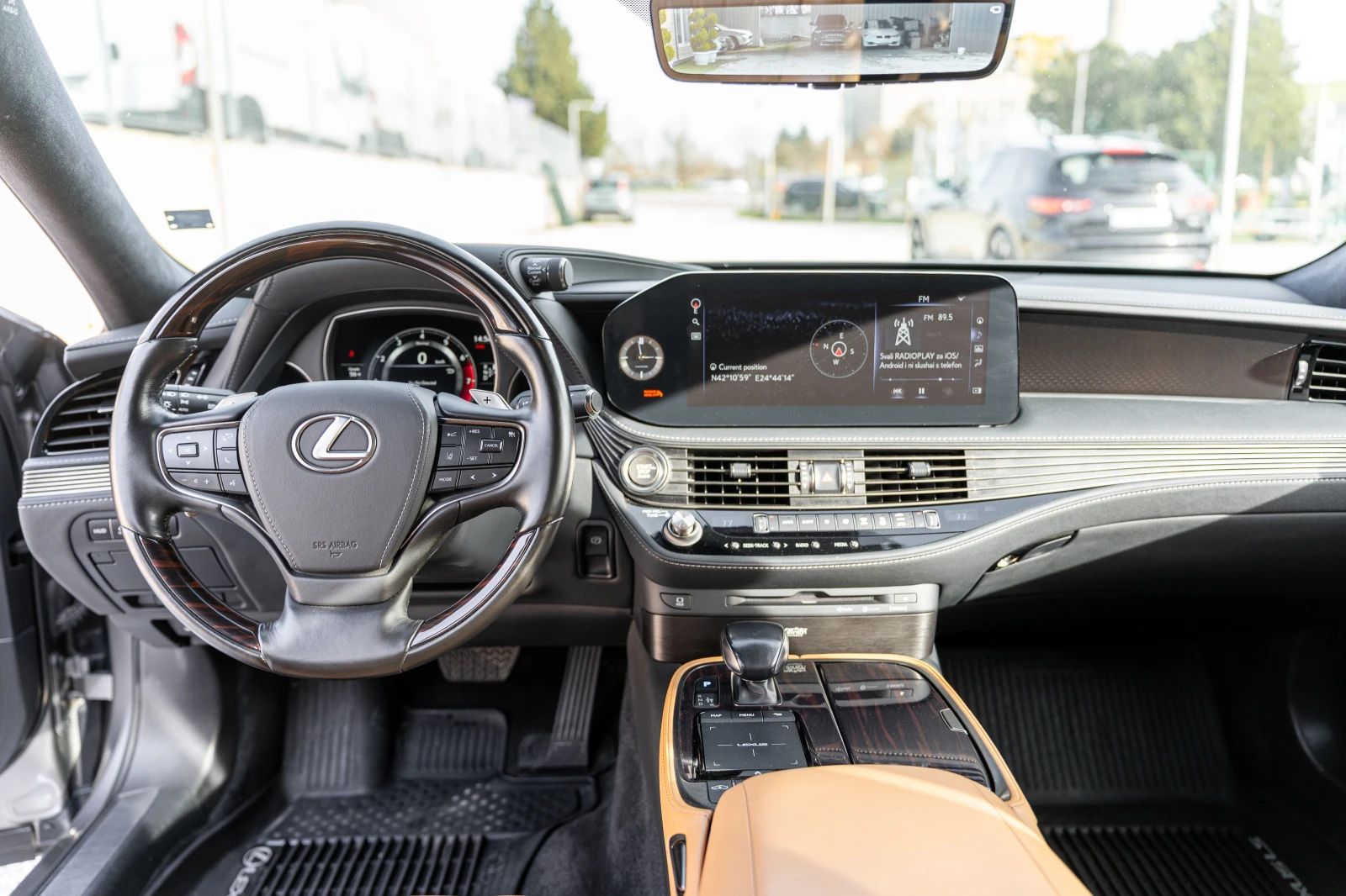 Lexus LS 500 AWD FACELIFT  - изображение 10