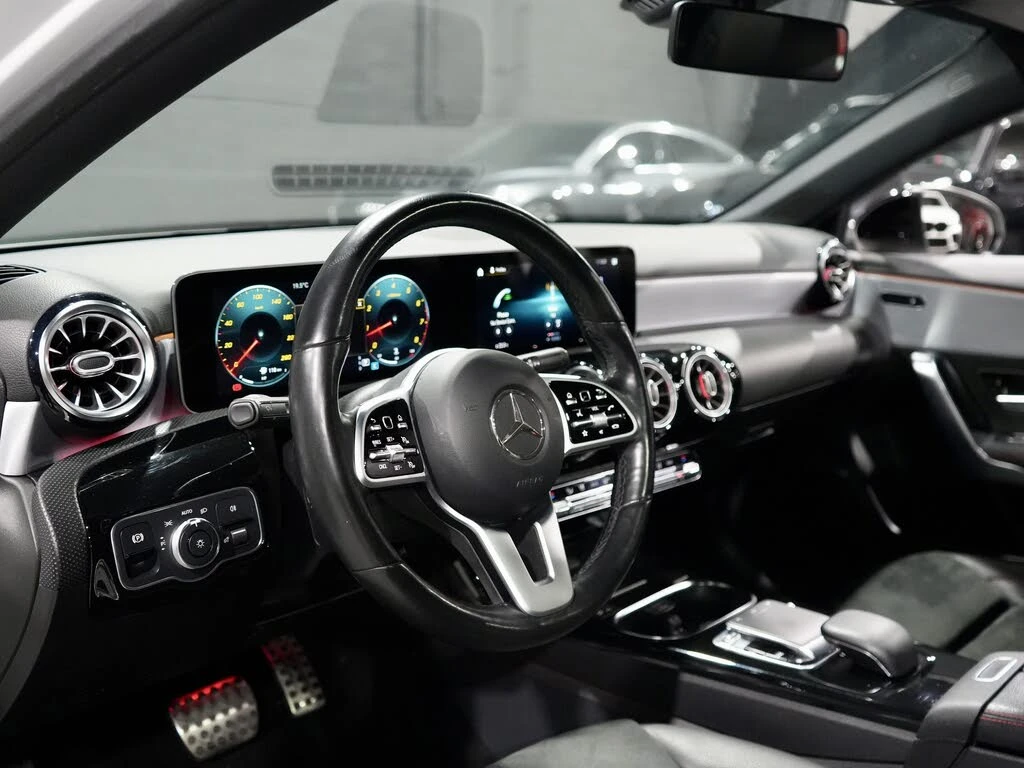 Mercedes-Benz A 220 * AMG Line * HeadUp * * A���������* (���� �� ��) | Mobile.bg � ����������� 13