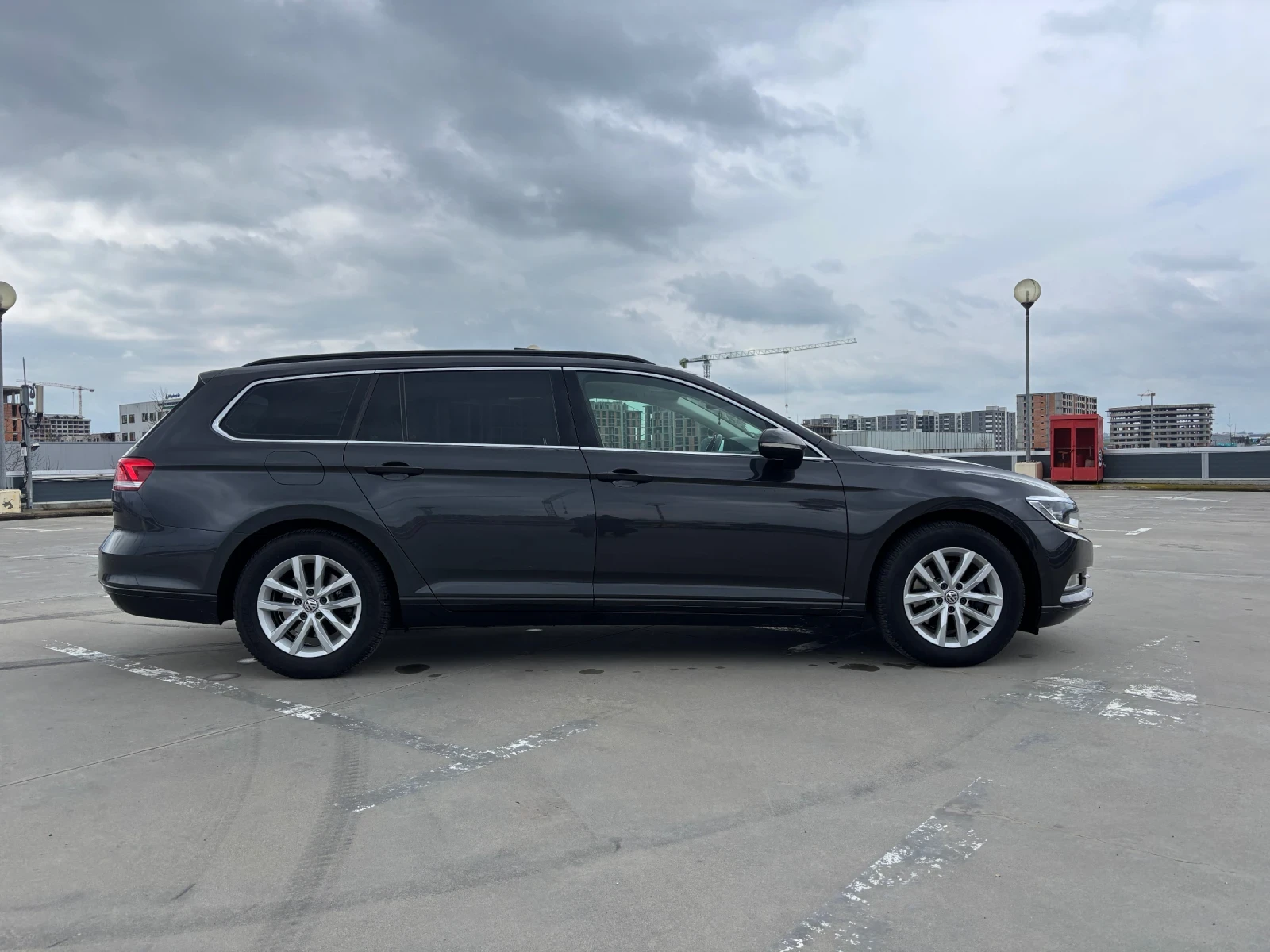 VW Passat Comfortline/2.0TDI/BMT/DSG7/Панорамен покрив/, снимка 8 - Автомобили и джипове - 53997766