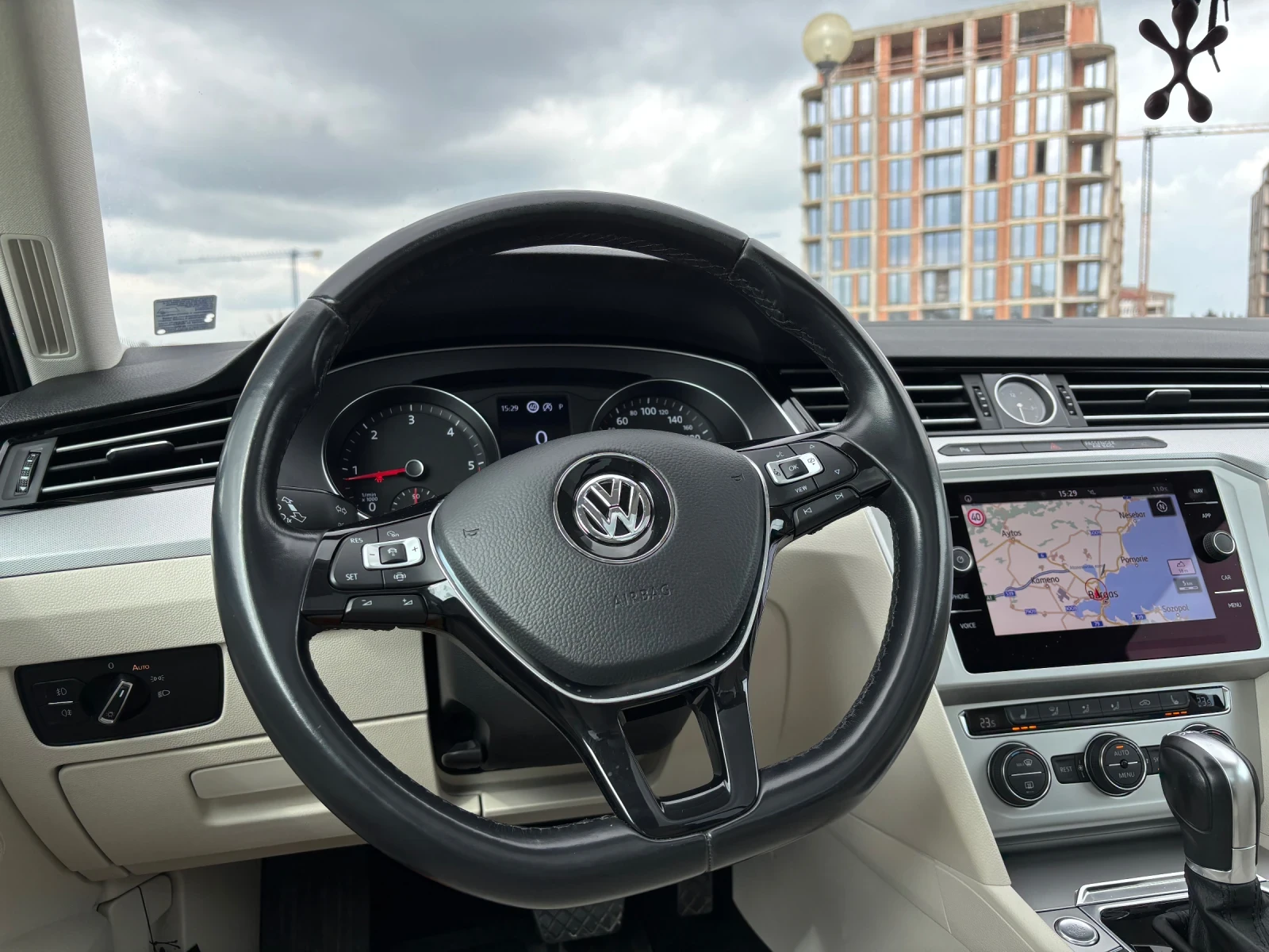 VW Passat Comfortline/2.0TDI/BMT/DSG7/Панорамен покрив/, снимка 14 - Автомобили и джипове - 53997766
