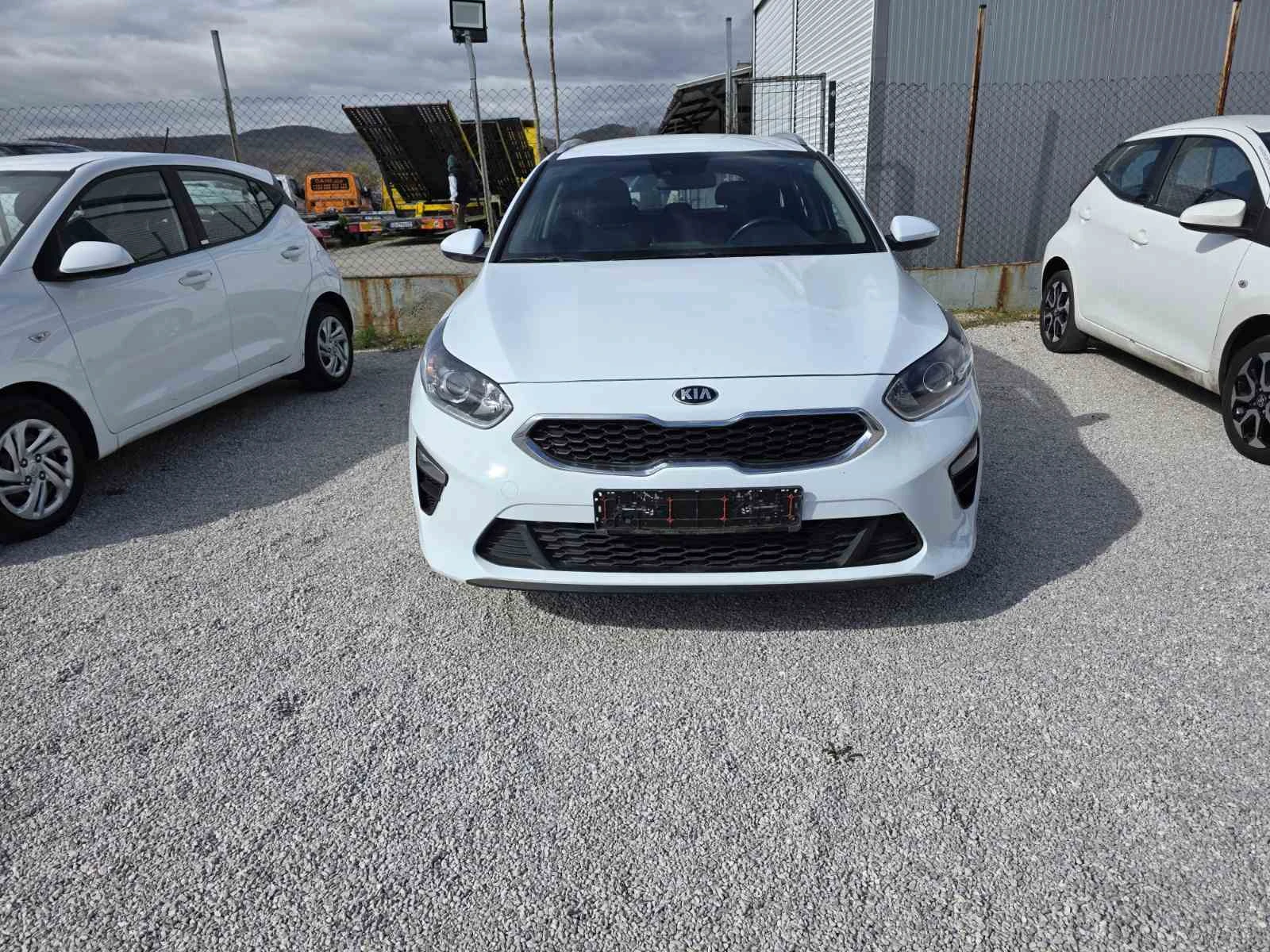 Kia Ceed 1.4i | Mobile.bg � ����������� 2