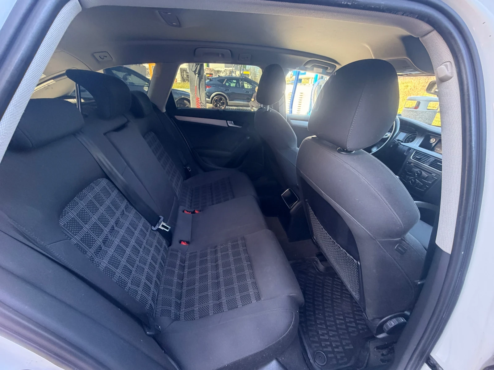 Audi A4, снимка 9 - Автомобили и джипове - 54107214