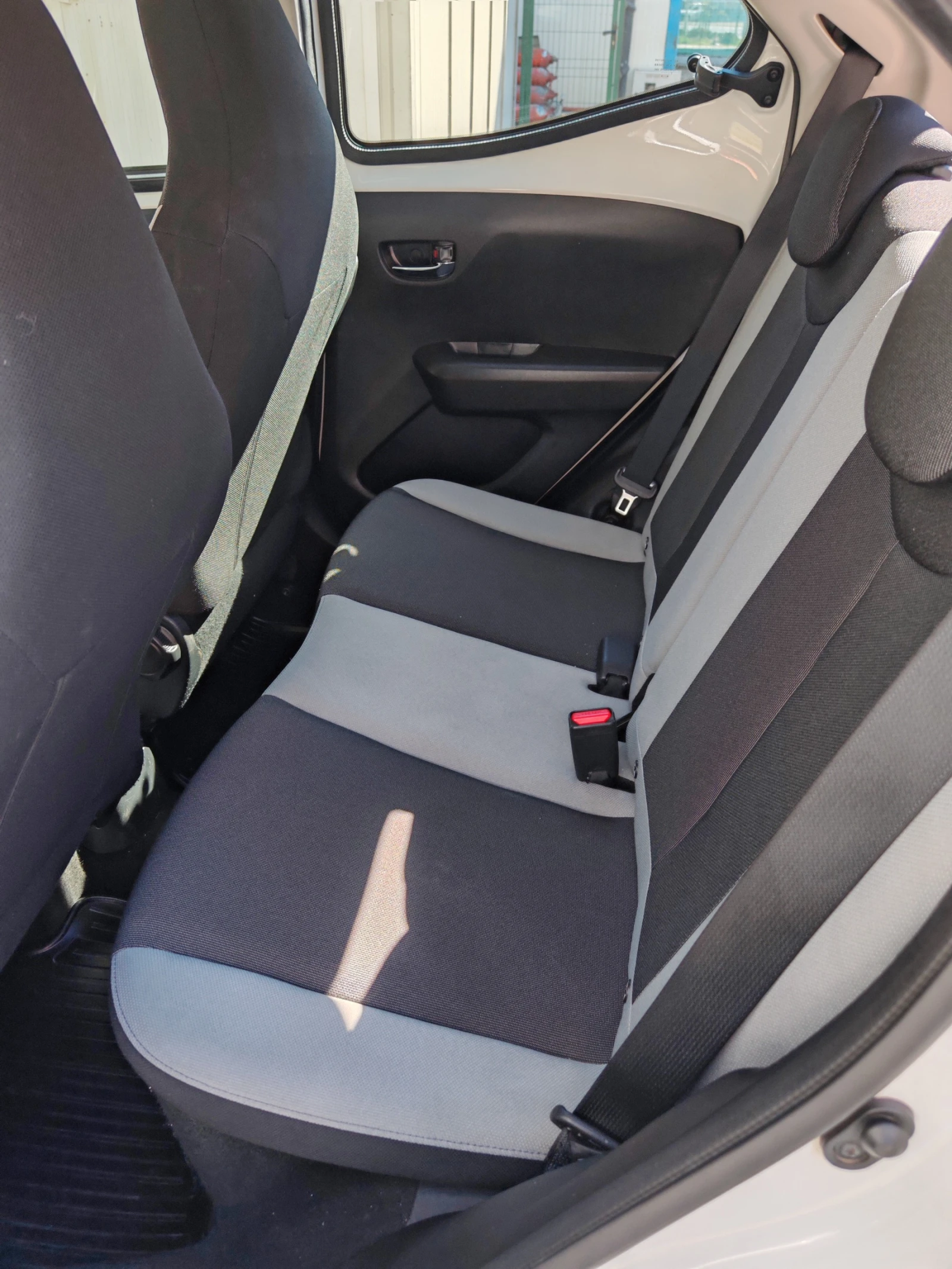 Toyota Aygo Toyota Aygo NG X-play  | Mobile.bg � ����������� 8