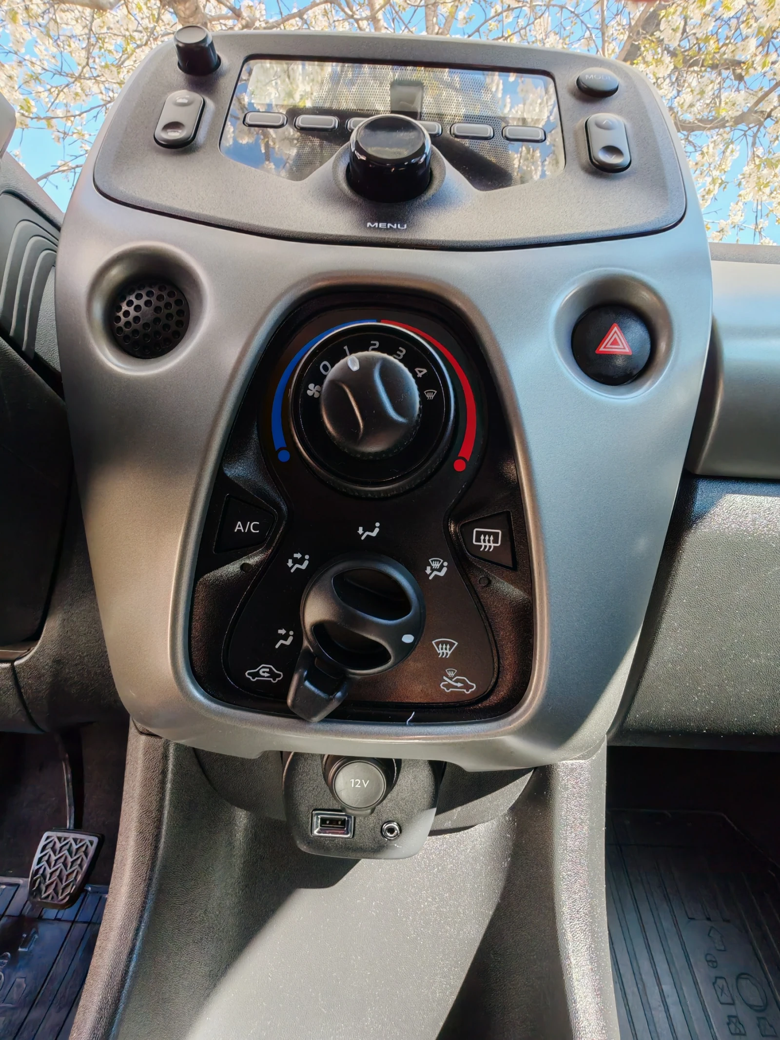 Toyota Aygo Toyota Aygo NG X-play  | Mobile.bg � ����������� 9