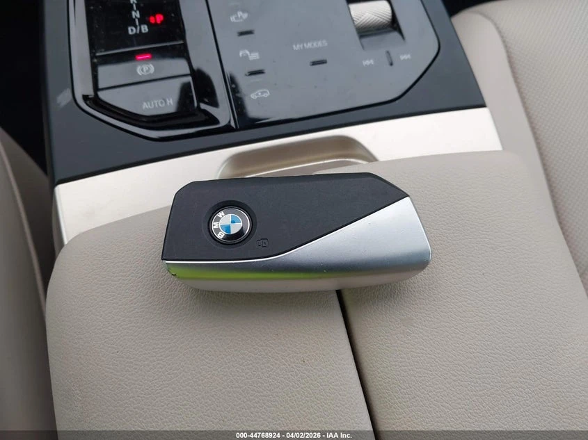 BMW iX xDrive50, снимка 11 - Автомобили и джипове - 54397842