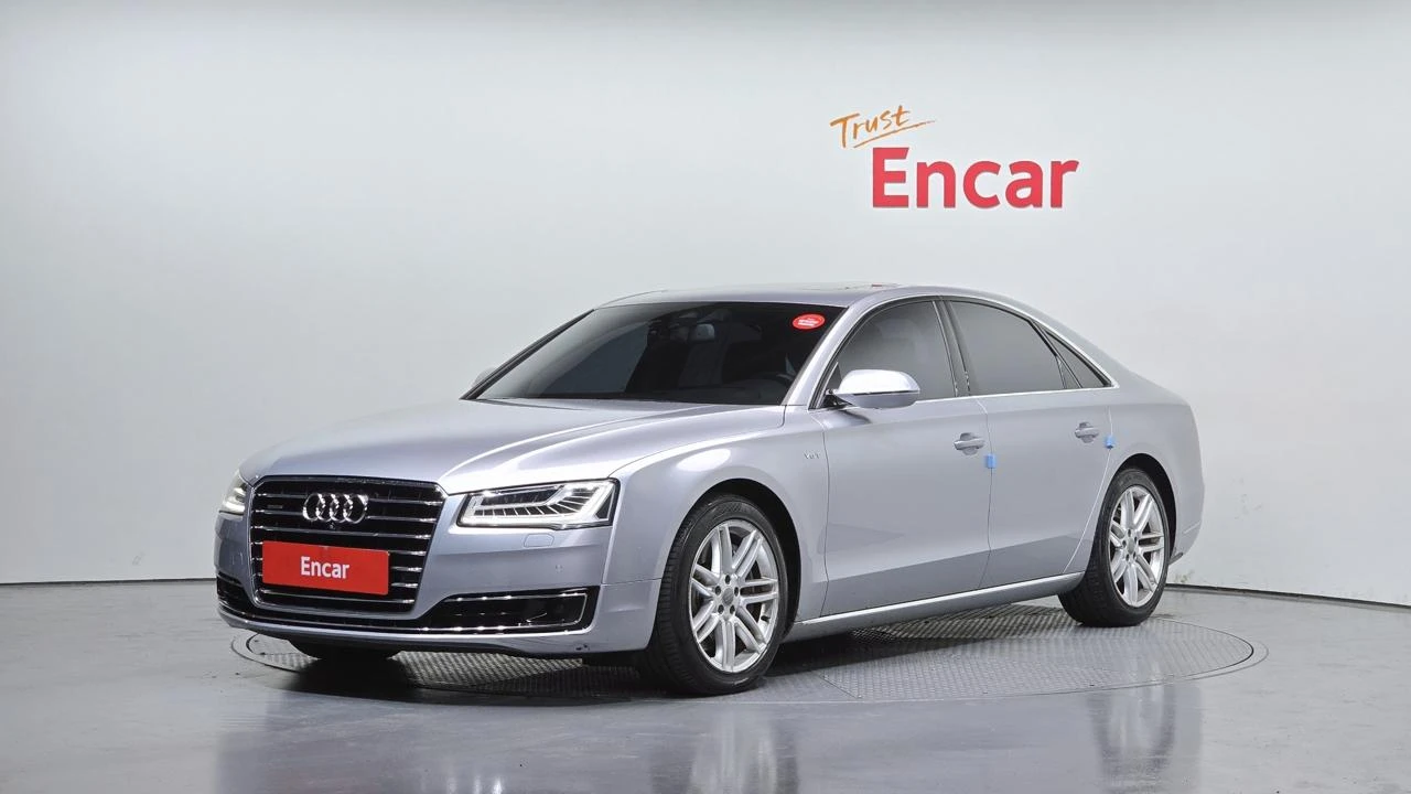 Audi A8 60TDI Matrix* 360* Distronic* HeadUp* Масаж* Bose