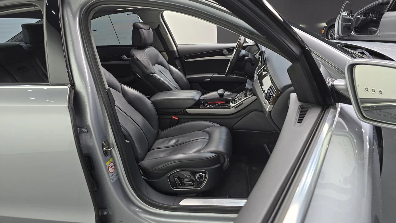 Audi A8 60TDI Matrix* 360* Distronic* HeadUp* Масаж* Bose, снимка 10 - Автомобили и джипове - 54740435