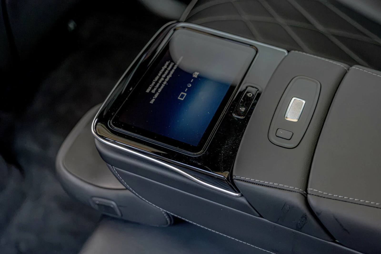 Mercedes-Benz EQS 450 4Matic/AMG Line/RSE/Hyper Screen/Burm./6+ 1/Об, снимка 10 - Автомобили и джипове - 55206879