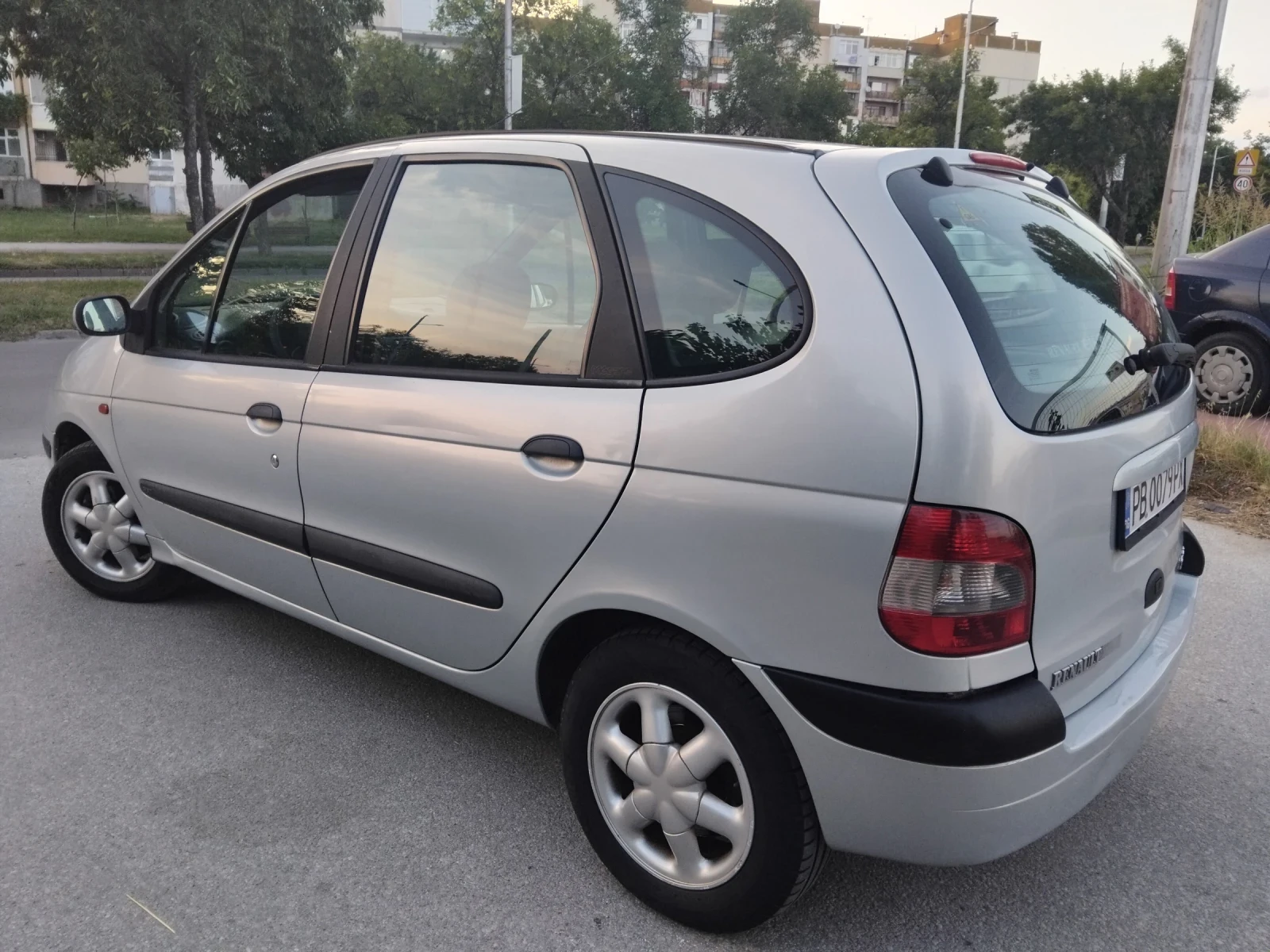 Renault Scenic 1.6//����� ���//������ | Mobile.bg � ����������� 11