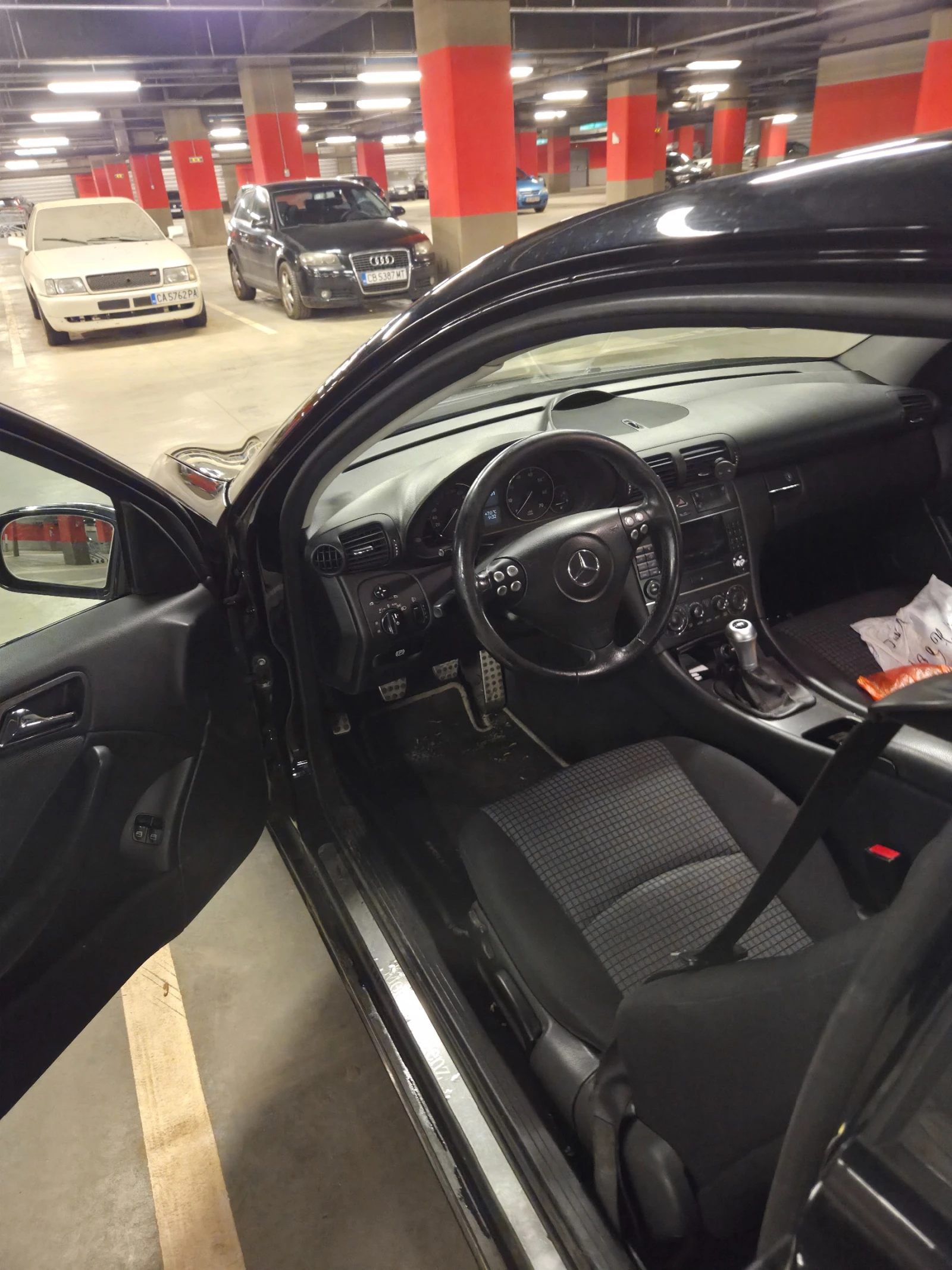 Mercedes-Benz C 200 Kompresor, снимка 6 - Автомобили и джипове - 55805758