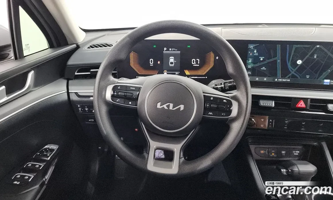 Kia K5 ПОДГРЕВИ * ОБДУХВАНЕ * КАМЕРА, снимка 6 - Автомобили и джипове - 56068701