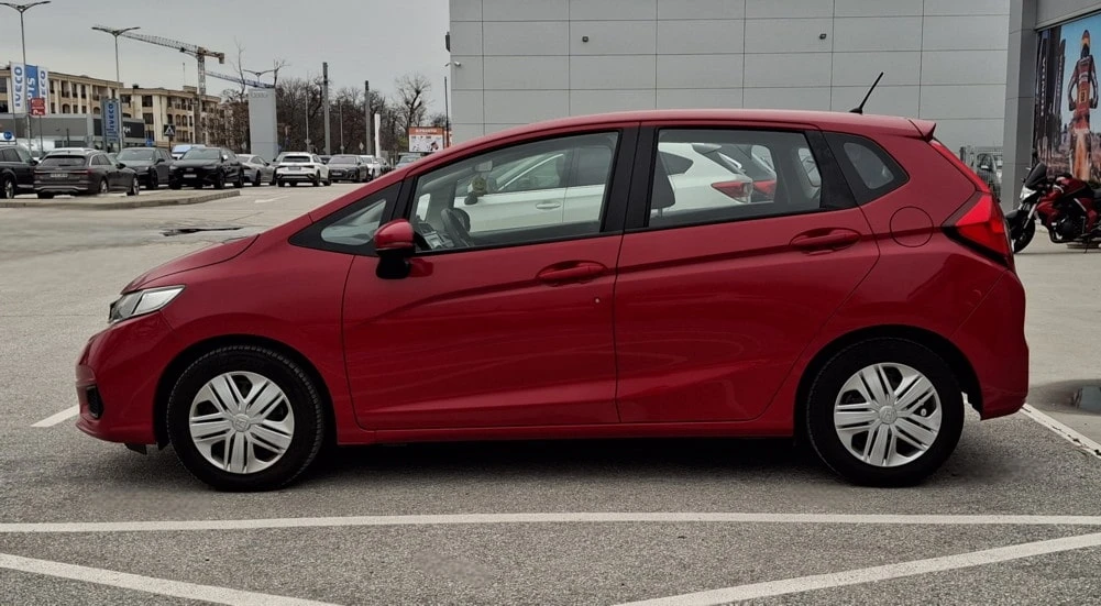 Honda Jazz 1.3 i-VTEC Trend MT, снимка 9 - Автомобили и джипове - 56219870