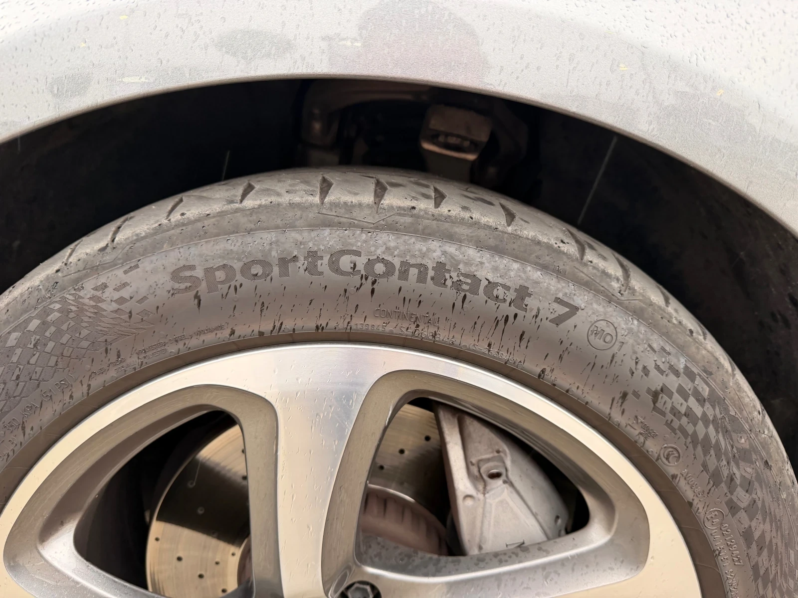 Mercedes-Benz E 220 4Matic* EQ Boost* Distronic Plus, снимка 9 - Автомобили и джипове - 56237787