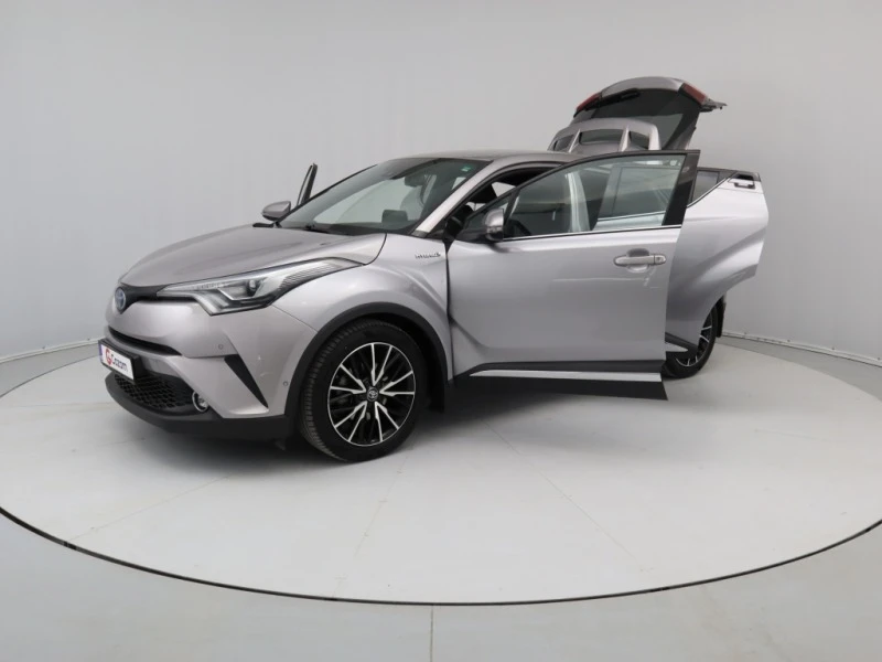 Toyota C-HR 1.8 Hybrid, снимка 9 - Автомобили и джипове - 46561591