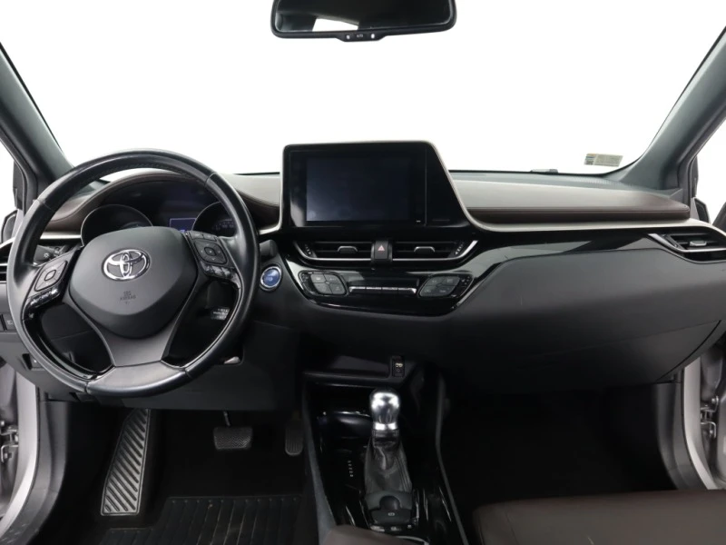 Toyota C-HR 1.8 Hybrid, снимка 11 - Автомобили и джипове - 46561591