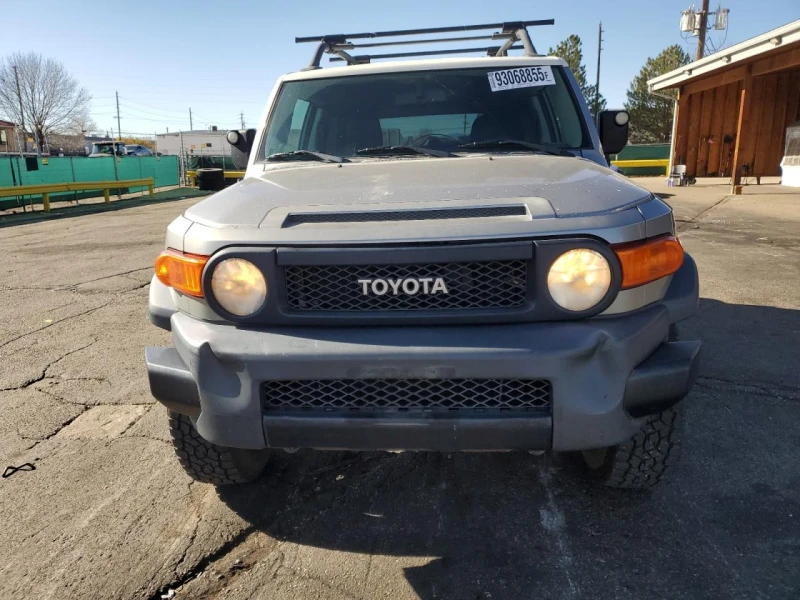 Toyota Fj cruiser 4l, снимка 5 - Автомобили и джипове - 53182472