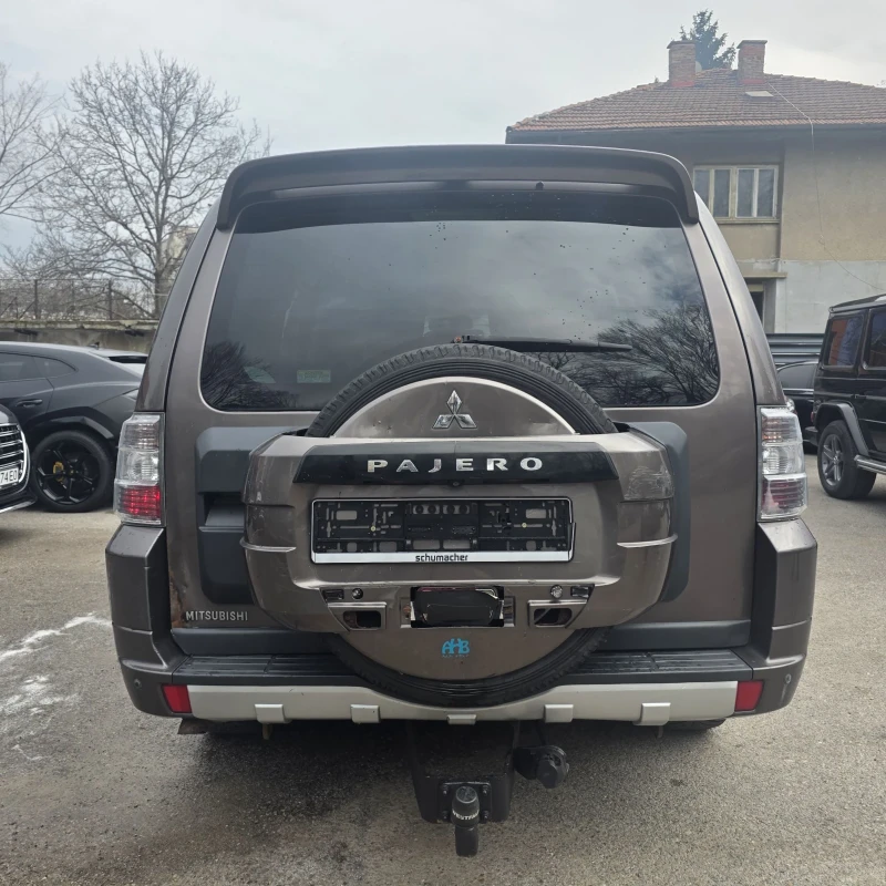 Mitsubishi Pajero 3.2DI-D Common Rail, снимка 6 - Автомобили и джипове - 53463735