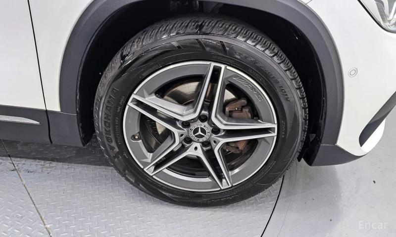 Mercedes-Benz GLA 250, снимка 5 - Автомобили и джипове - 53515612