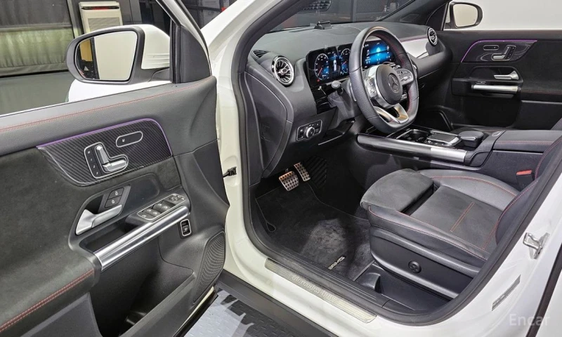 Mercedes-Benz GLA 250, снимка 10 - Автомобили и джипове - 53515612