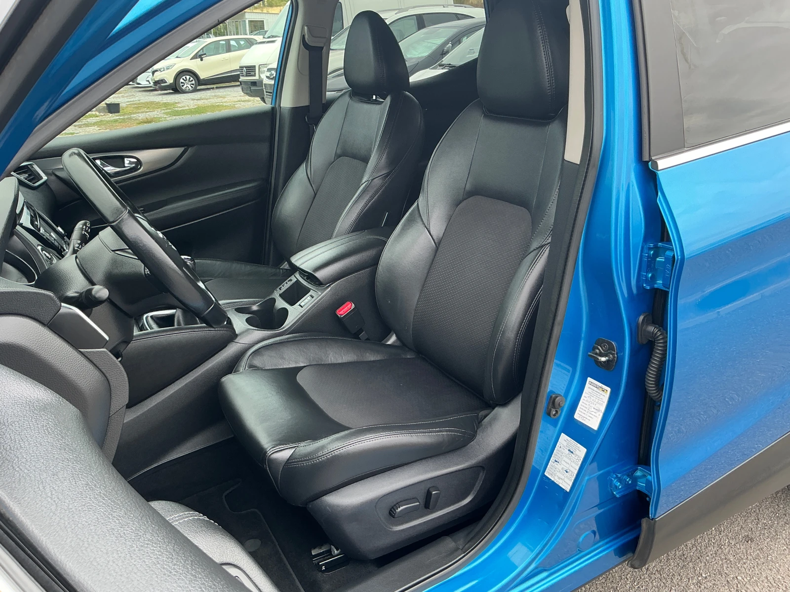 Nissan Qashqai 1.6 DCI | Mobile.bg   14