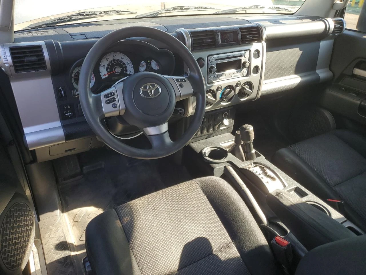 Toyota Fj cruiser 4l - изображение 8