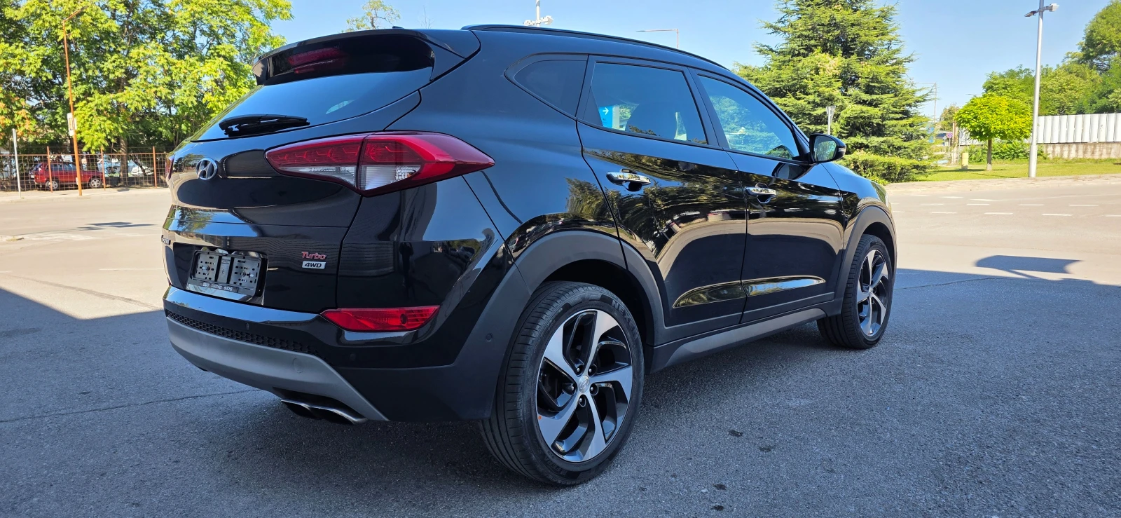 Hyundai Tucson 1.6 T.GDI * AVTOMAT* * 4WD* * VERTEX* * ШВЕЙЦАРИЯ, снимка 5 - Автомобили и джипове - 55197648