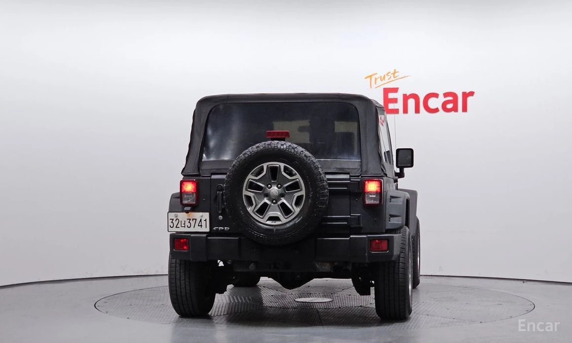 Jeep Wrangler, снимка 4 - Автомобили и джипове - 53961616