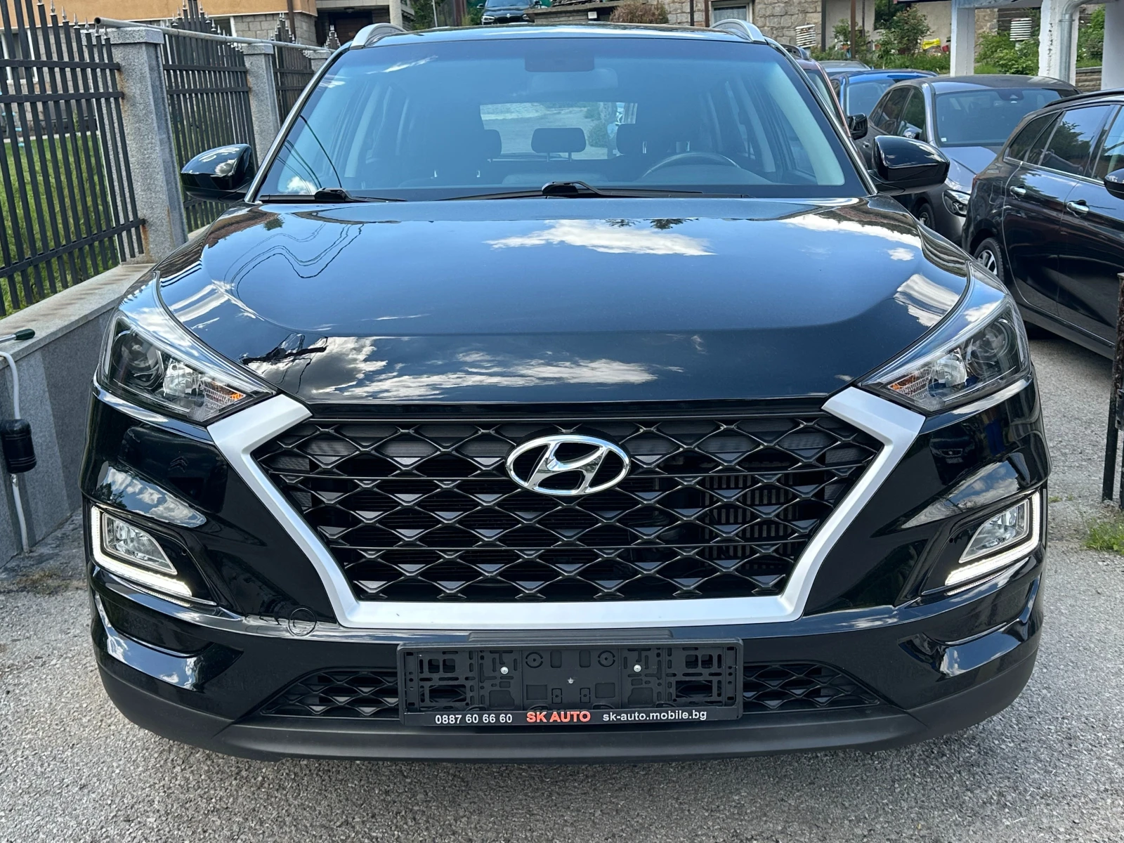 Hyundai Tucson 1.6D-116ks-FACELIFT-130000km-LED-PDC-KAMERA-EURO6D, снимка 2 - Автомобили и джипове - 54635830