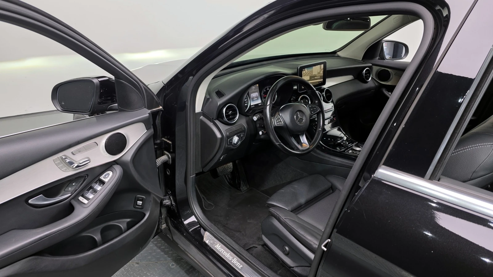 Mercedes-Benz GLC 220 GLC220 d 4MATIC | MEMORY | PANORAMA | 4MATIC | Mobile.bg � ����������� 8