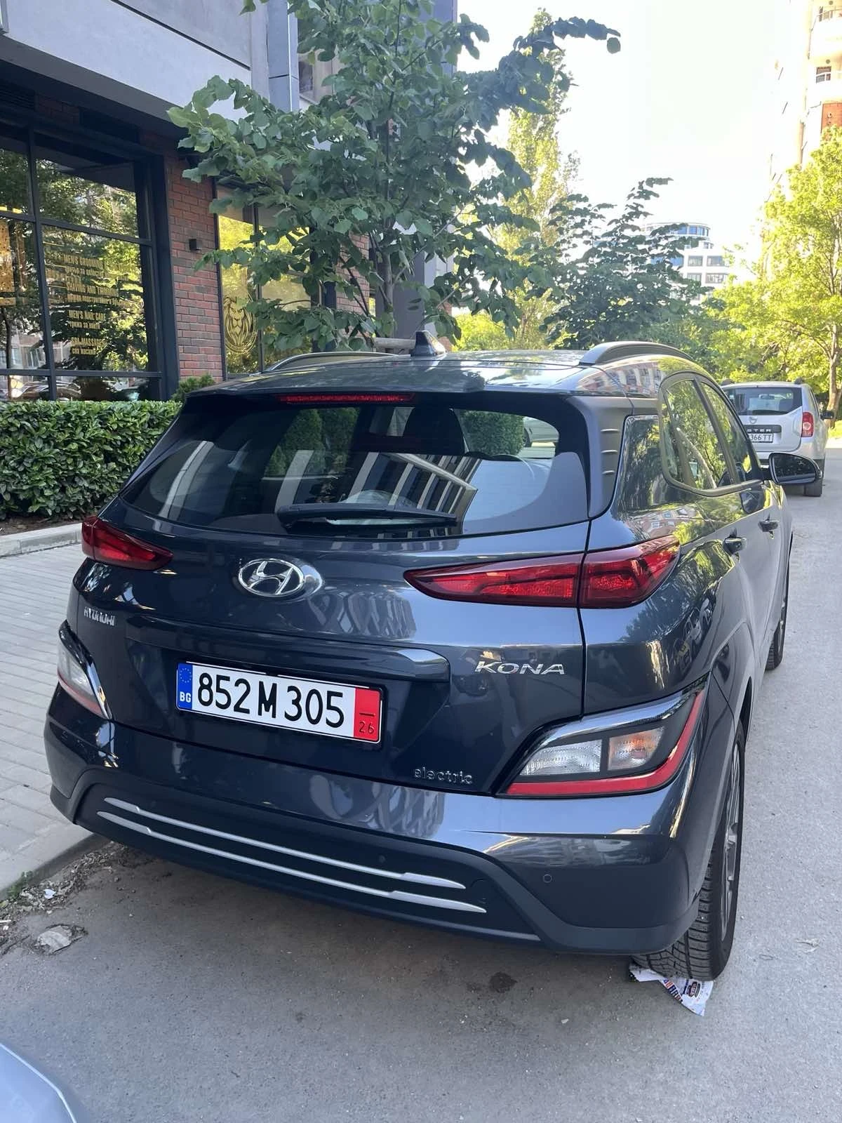 Hyundai Kona Валидна гаранция+ гуми, снимка 4 - Автомобили и джипове - 54738161