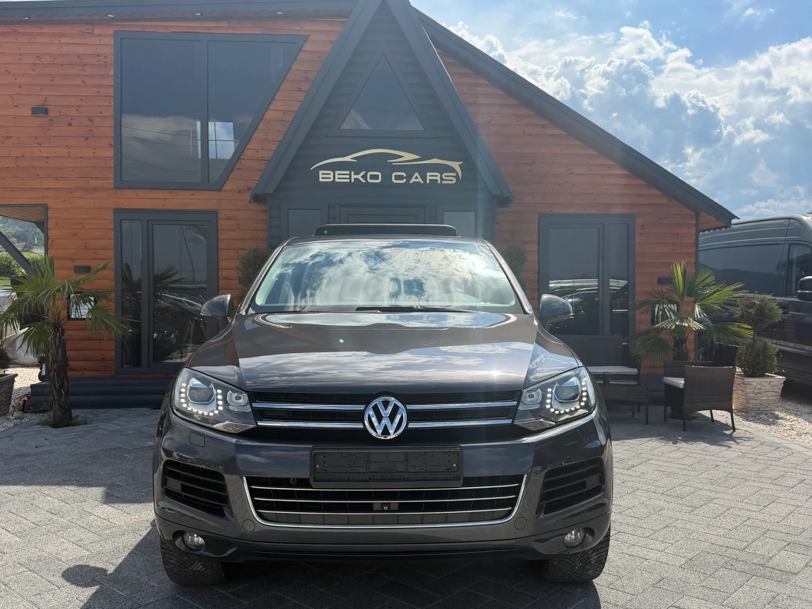 VW Touareg Нов внос от Люксенбург, снимка 2 - Автомобили и джипове - 54939622